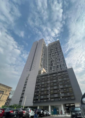 Chambers Service Suites BY klcc